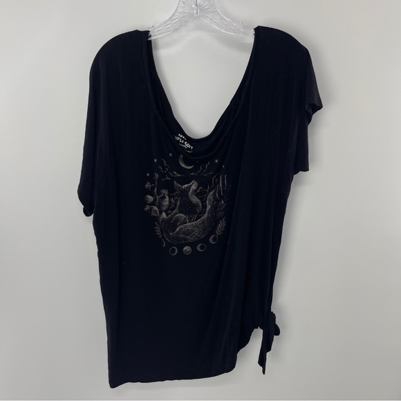 Torrid Black Fox Off The Shoulder Tee - Picture 5 of 8